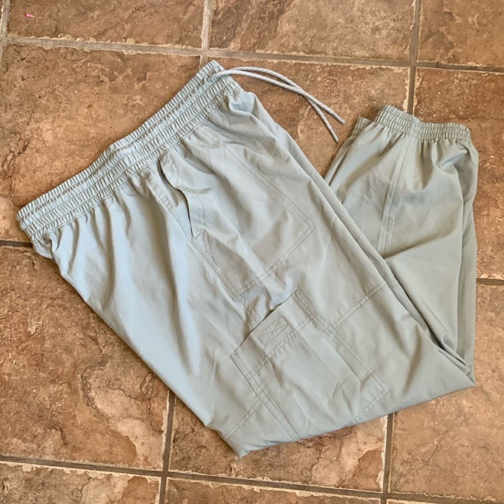 Old Navy Stretchtech Cargo Pants